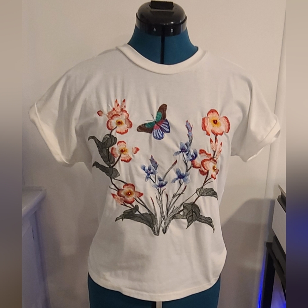 #003 - On Twelfth Floral Embroidered White T-Shirt, Small - Picture 3 of 6